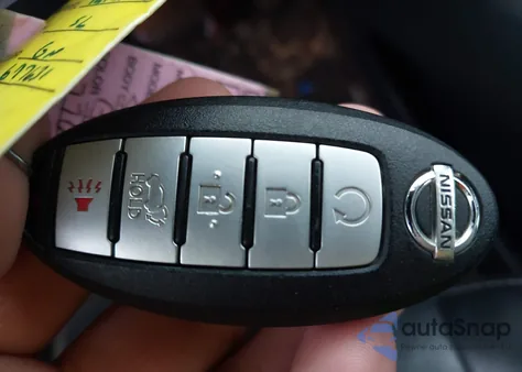 2015 Nissan Pathfinder Sl z USA, uszkodzony, nr VIN 5N1AR2MM1FC677631